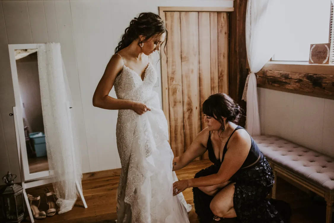 bridal suite getting ready